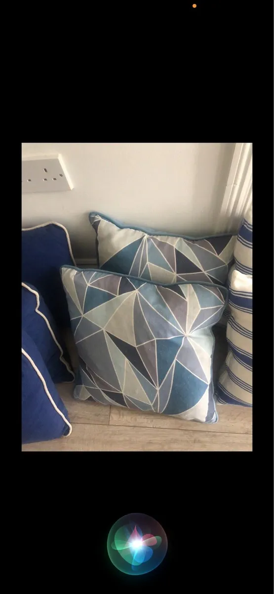 Cushions - Image 3
