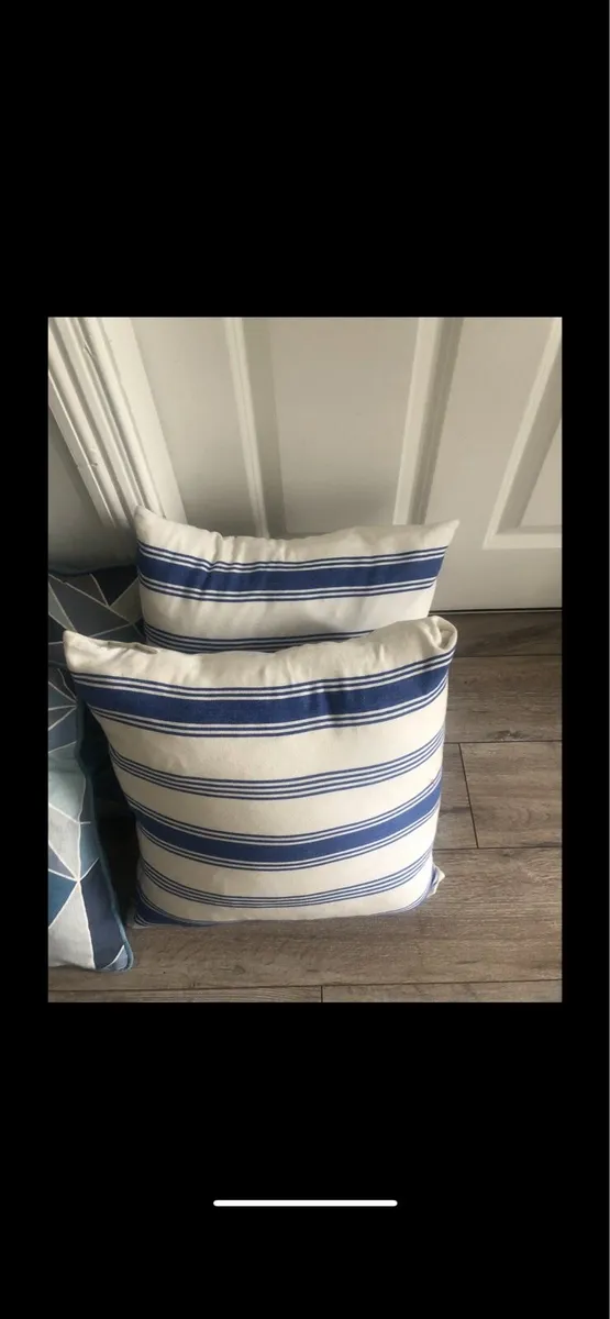 Cushions - Image 4