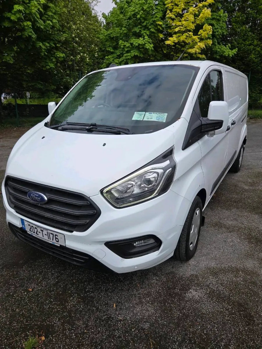Ford Transit Custom - Image 2