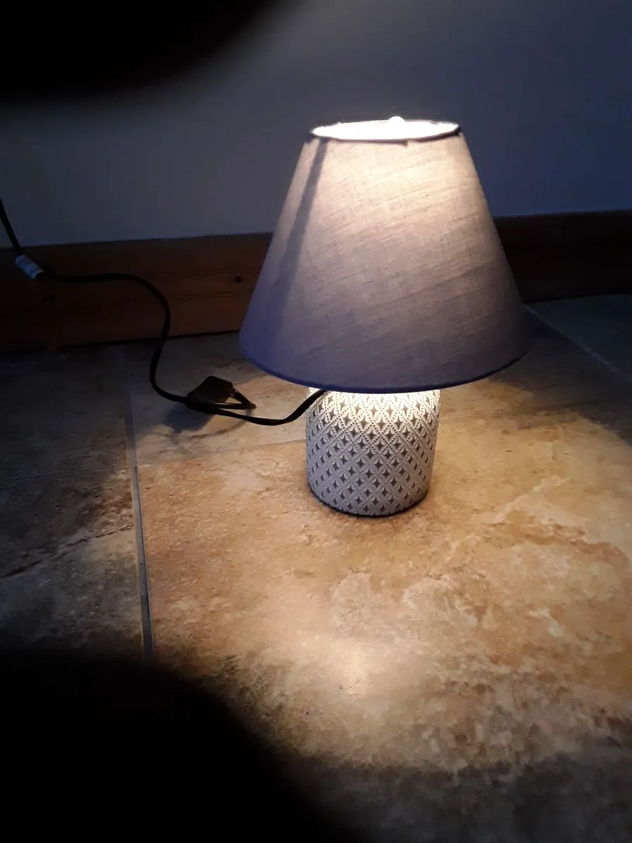 As new small table lamp with new grey shade - Image 3