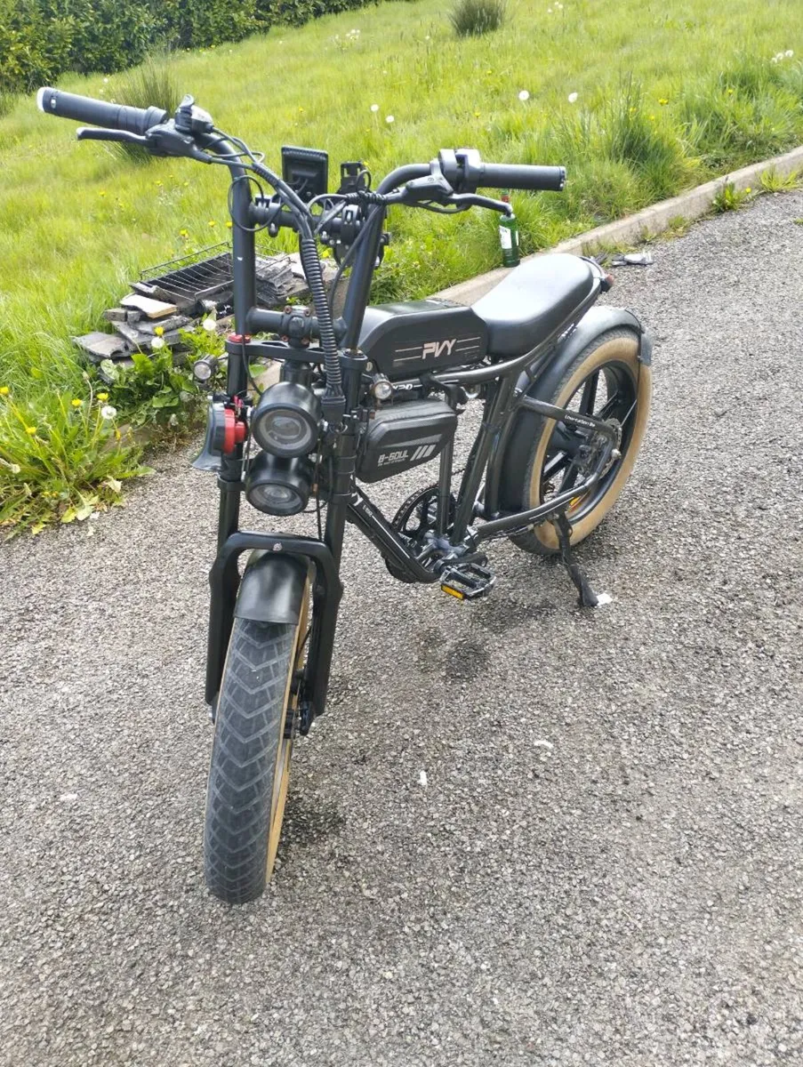 Electric bike - Image 3