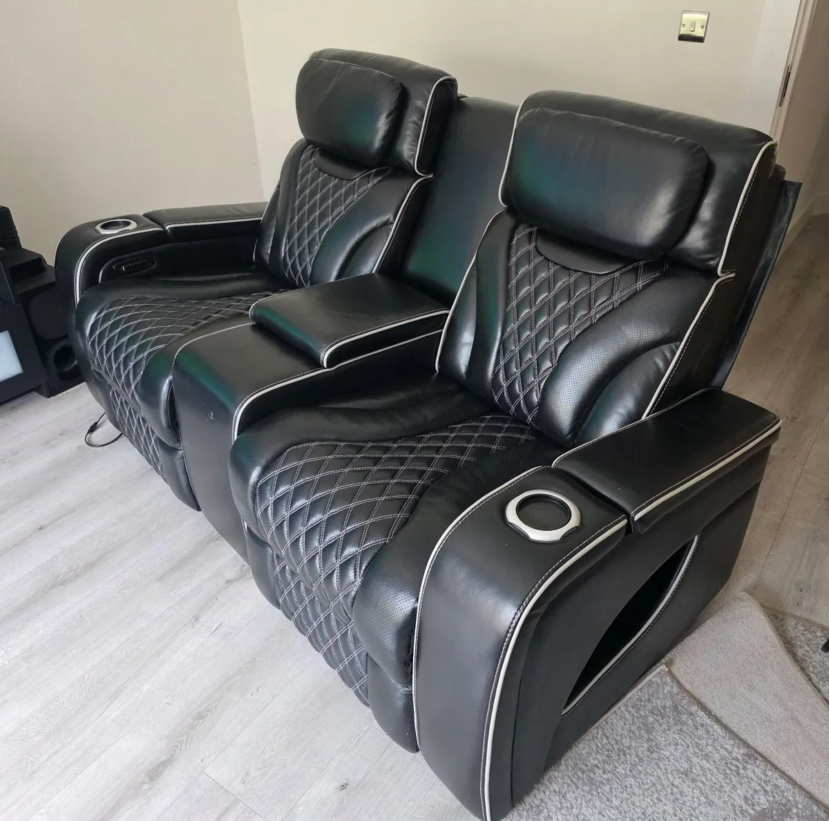 Recliner Sofa - Image 4