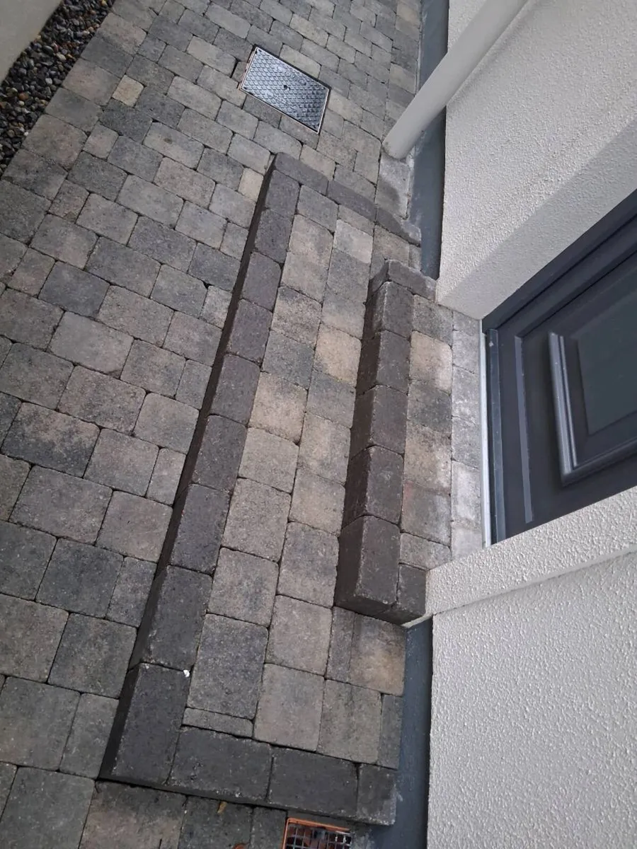 Paver,Block layer available, nothing to  small - Image 1
