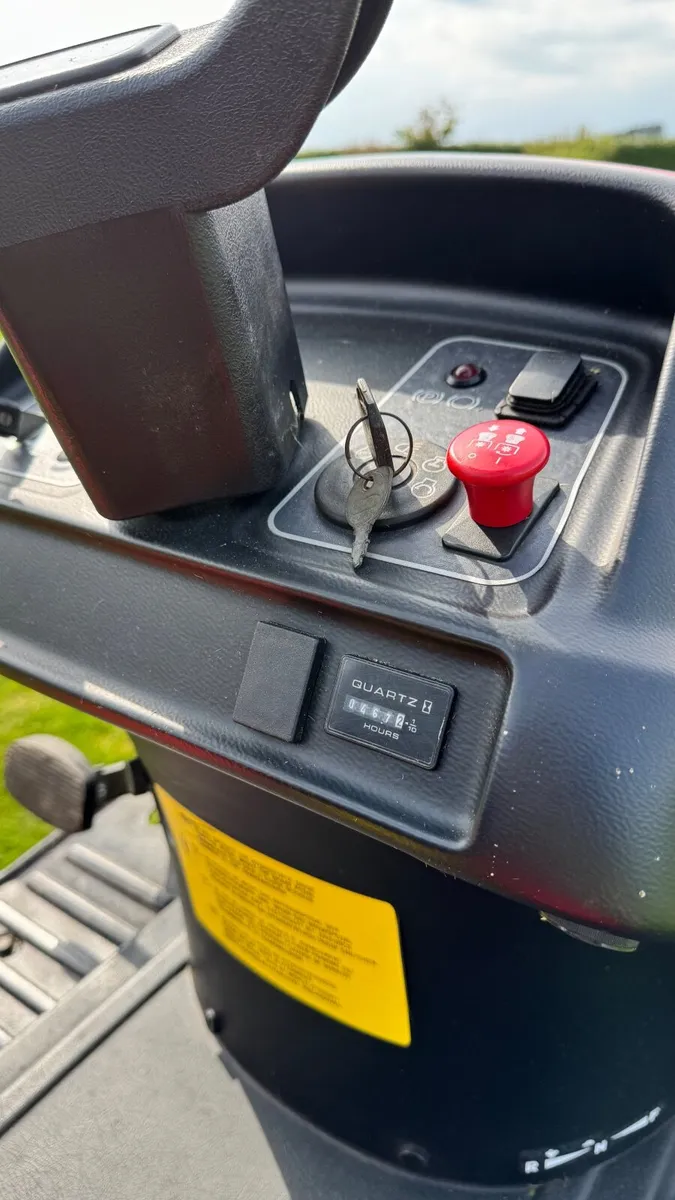 Starjet seco ride-on mower - Image 3