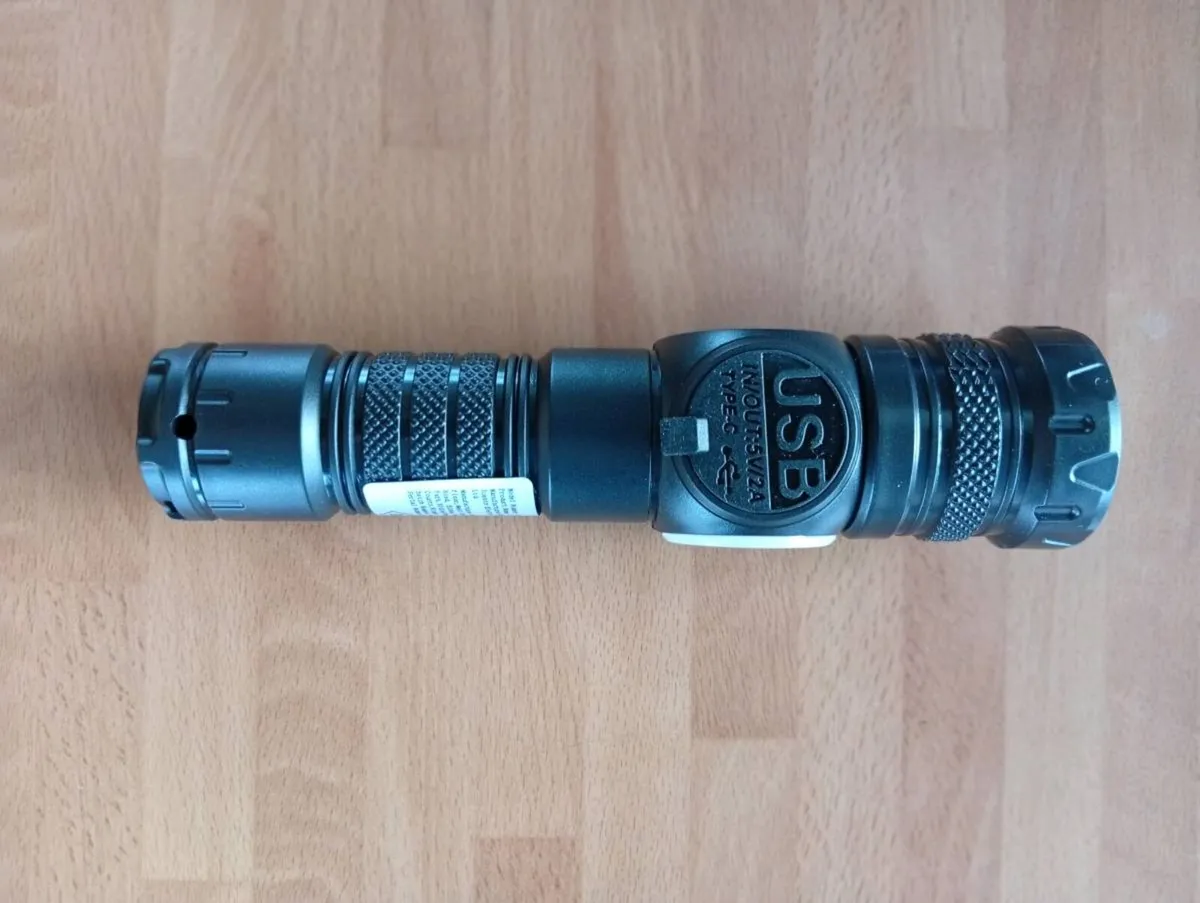 Powerful torch - Image 3