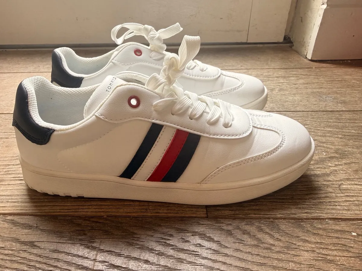 Tommy Hilfiger trainers - Image 3