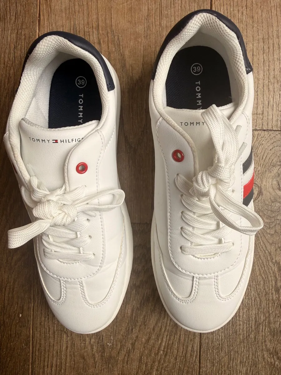 Tommy Hilfiger trainers - Image 4