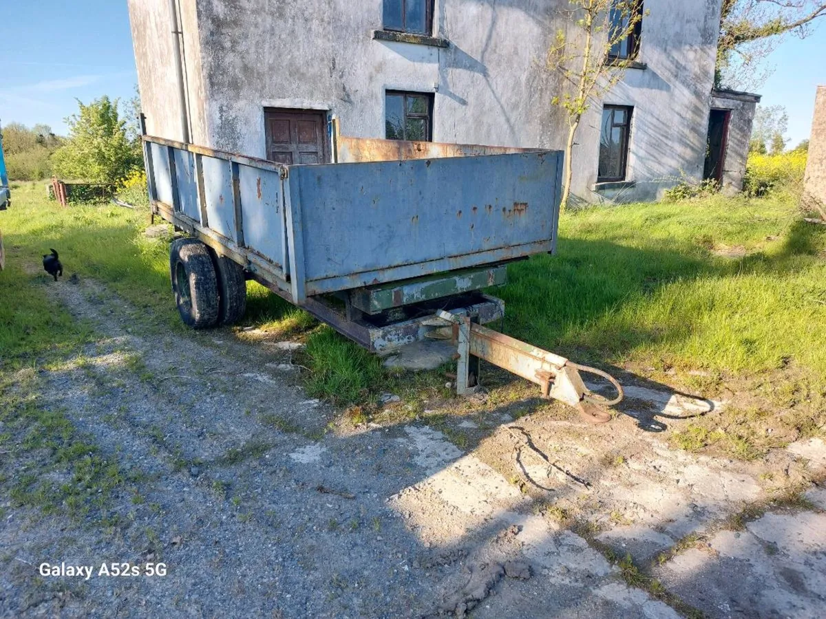 Trailers - Image 4