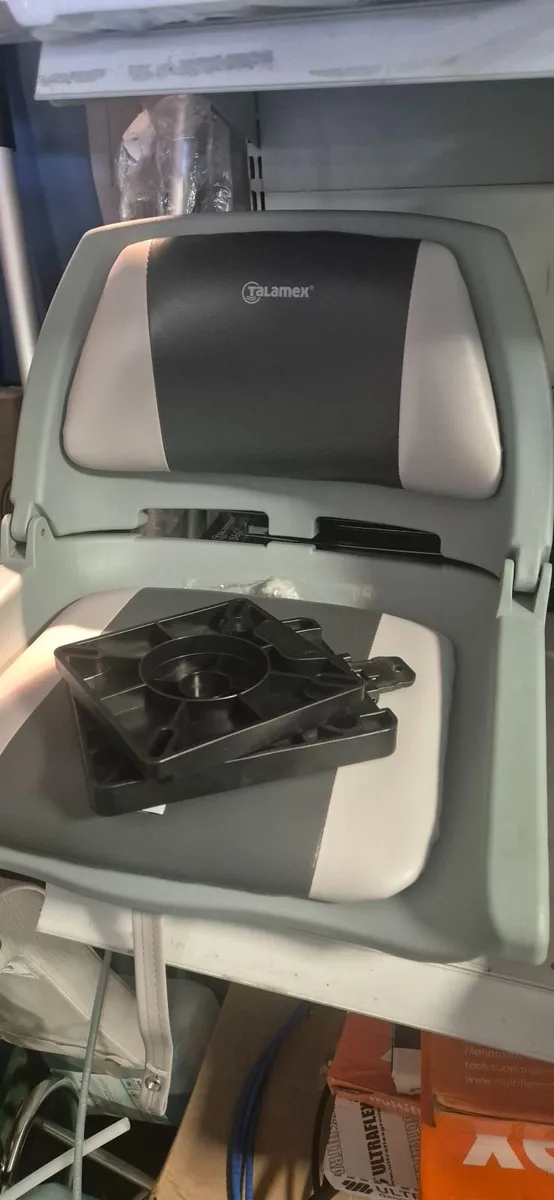 €69  Deal today    Seat + 2 part base €69