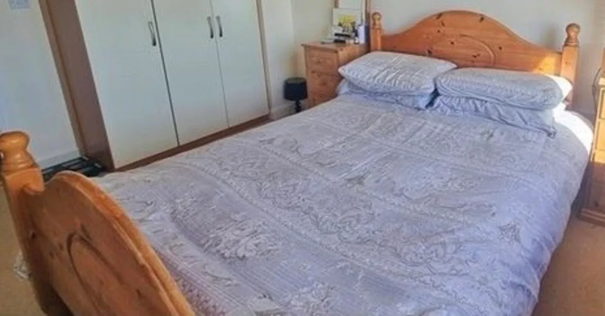 Solid wood Double bed
