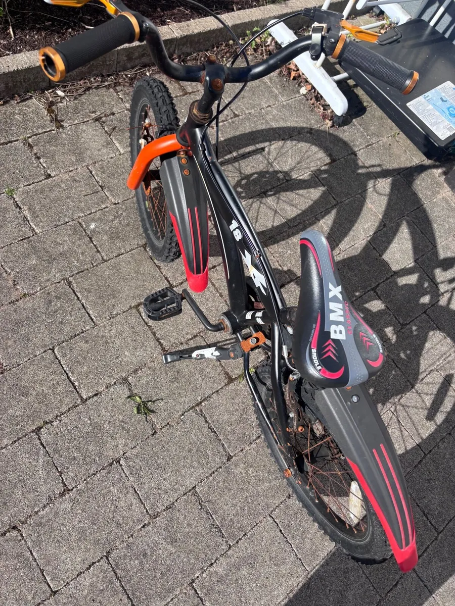 Children bike 18 inch - Image 1
