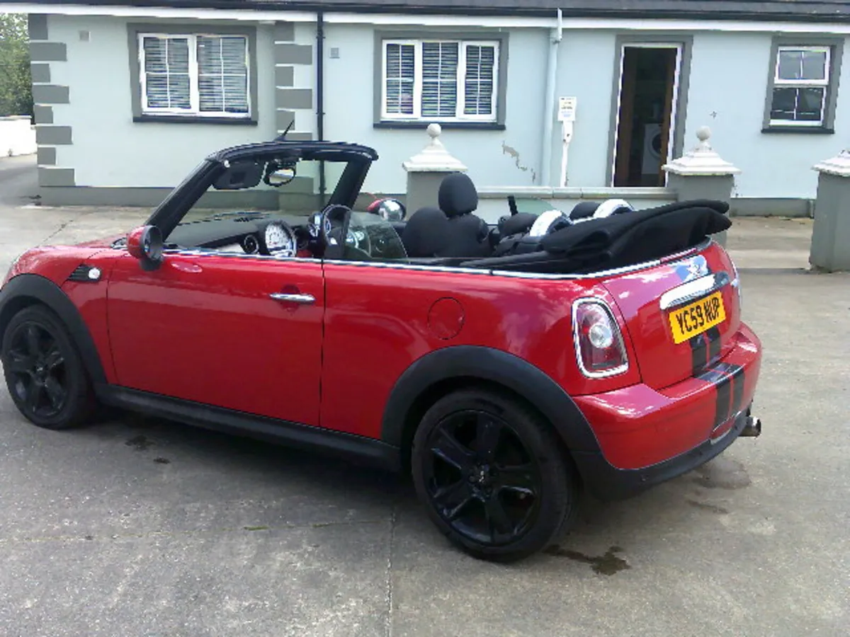 2009  MINI COOPER --CONVERTIBLE - Image 3