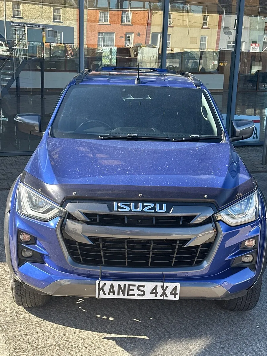 D-max - Image 1