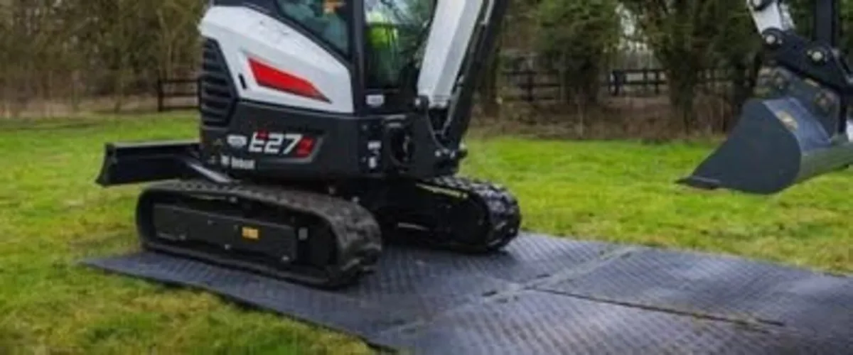 Mini Digger , woodchipper works / Hire - Image 4