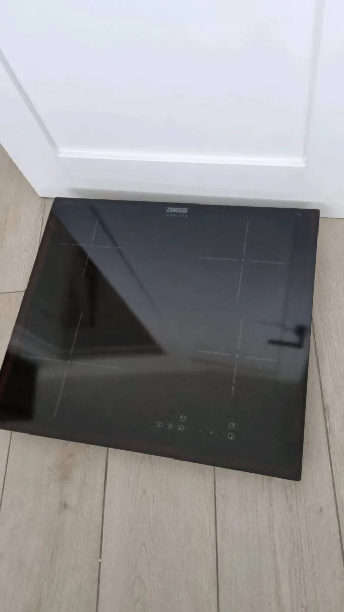 Zanussi Black Induction Hob - Image 1