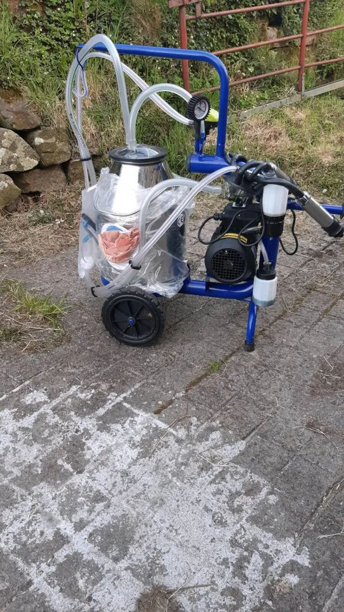 Mobile milking machine - Image 4
