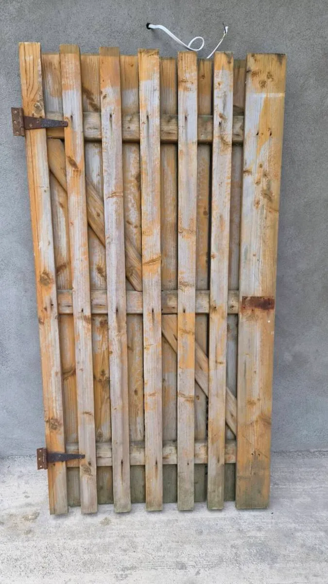 Side gate - Image 1