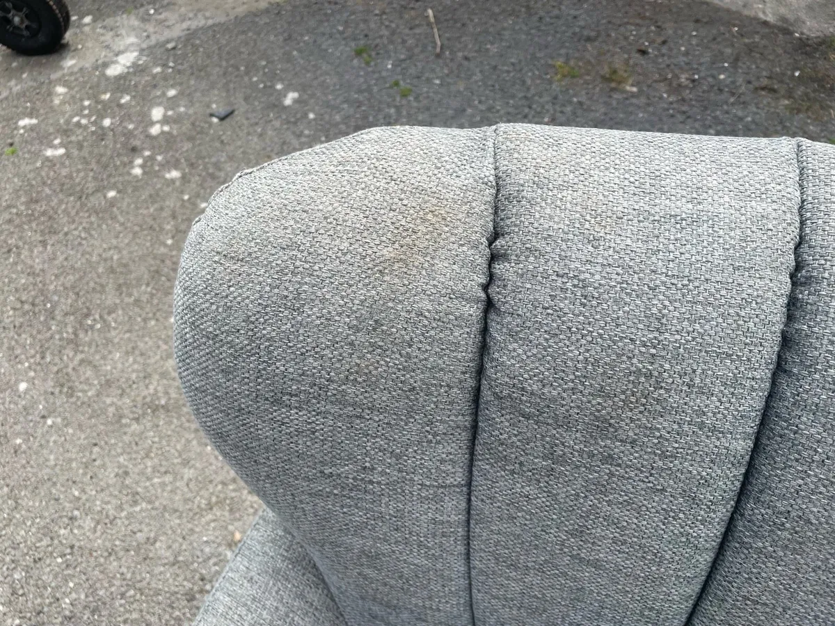 2 Seat Sofa - Image 4