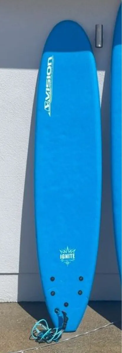 8ft vision surfboard - Image 1
