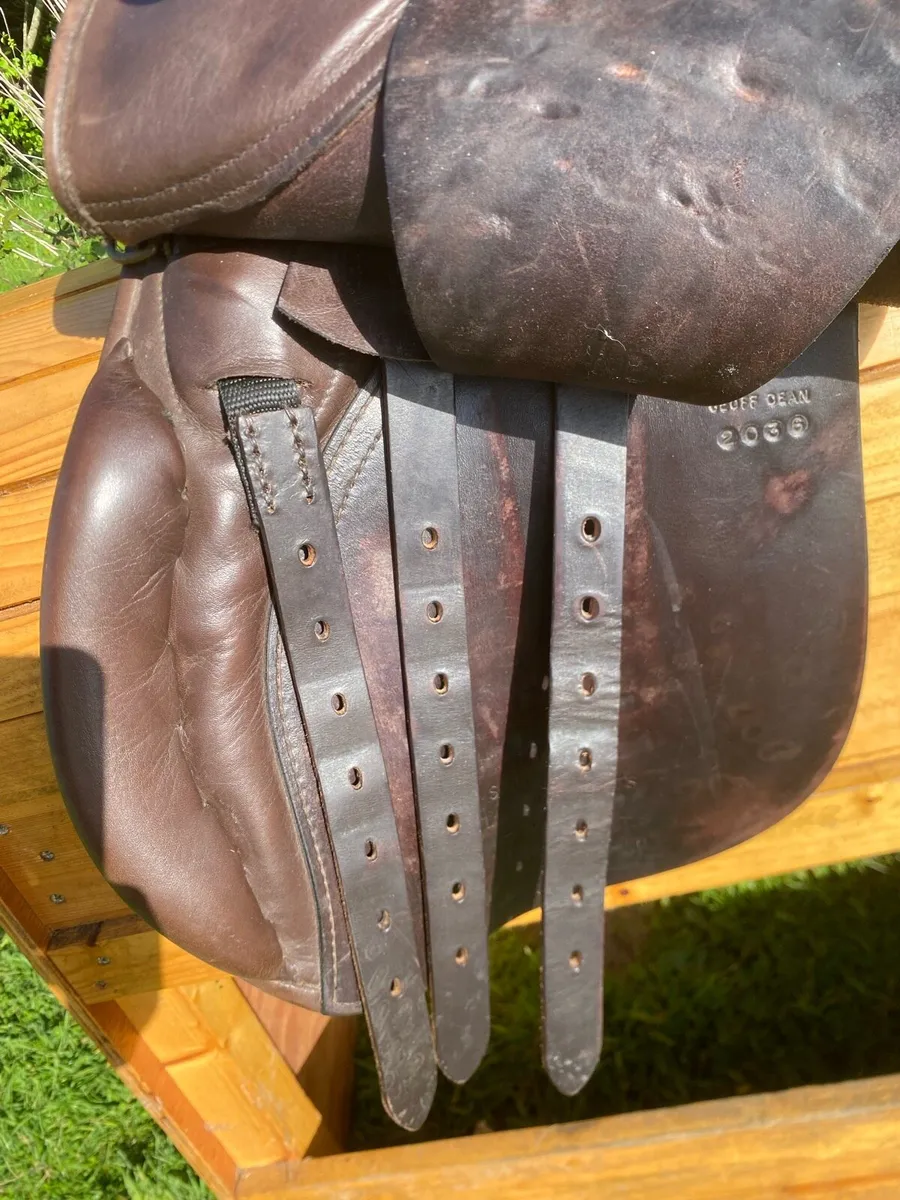 Kings 17” medium brown Leather saddle - Image 3