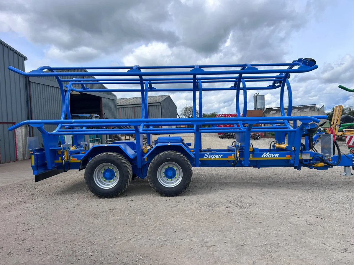 A WILSON SUPERMOVE 10 IN STOCK - Image 2