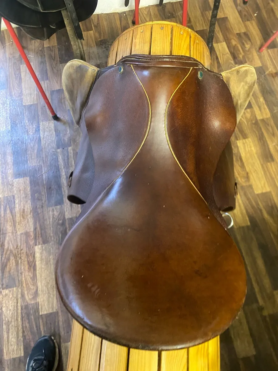 17.5-18” brown Leather Stubben  saddle - Image 4