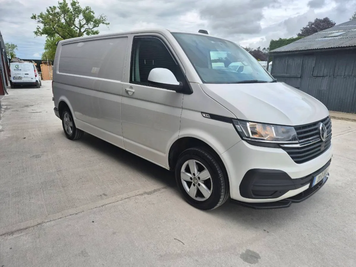 VW Transporter T6 ( automatic !!! ) VAT REGISTERED - Image 3