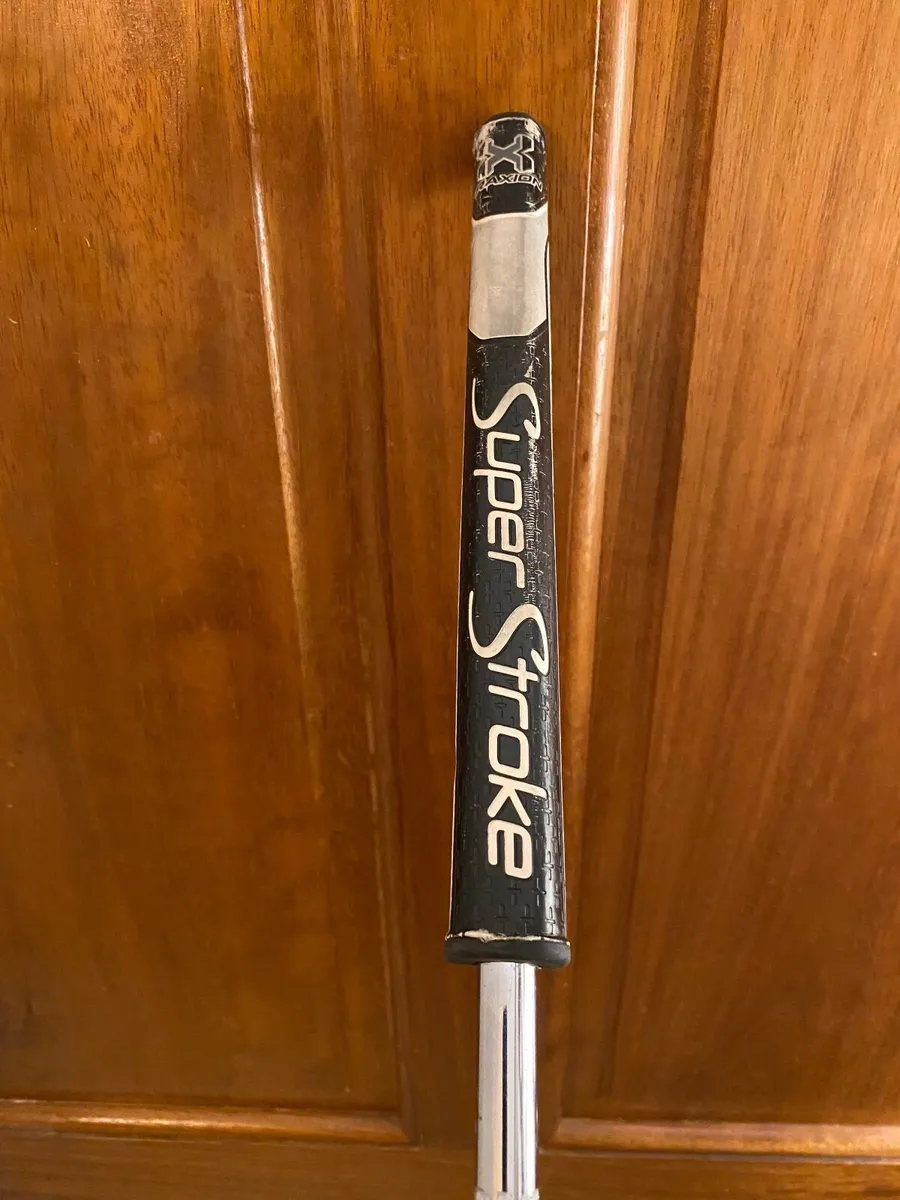 Odyssey 2 ball Centre Shaft Putter 33 inch - Image 3