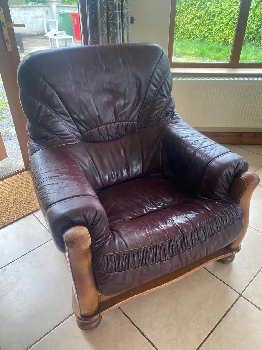 Leather armchair - Image 1