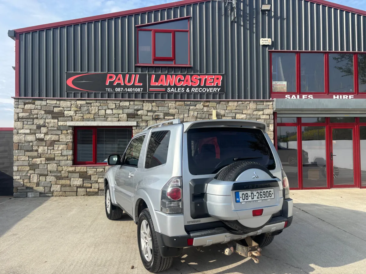 Mitsubishi pajero 2008 - Image 2