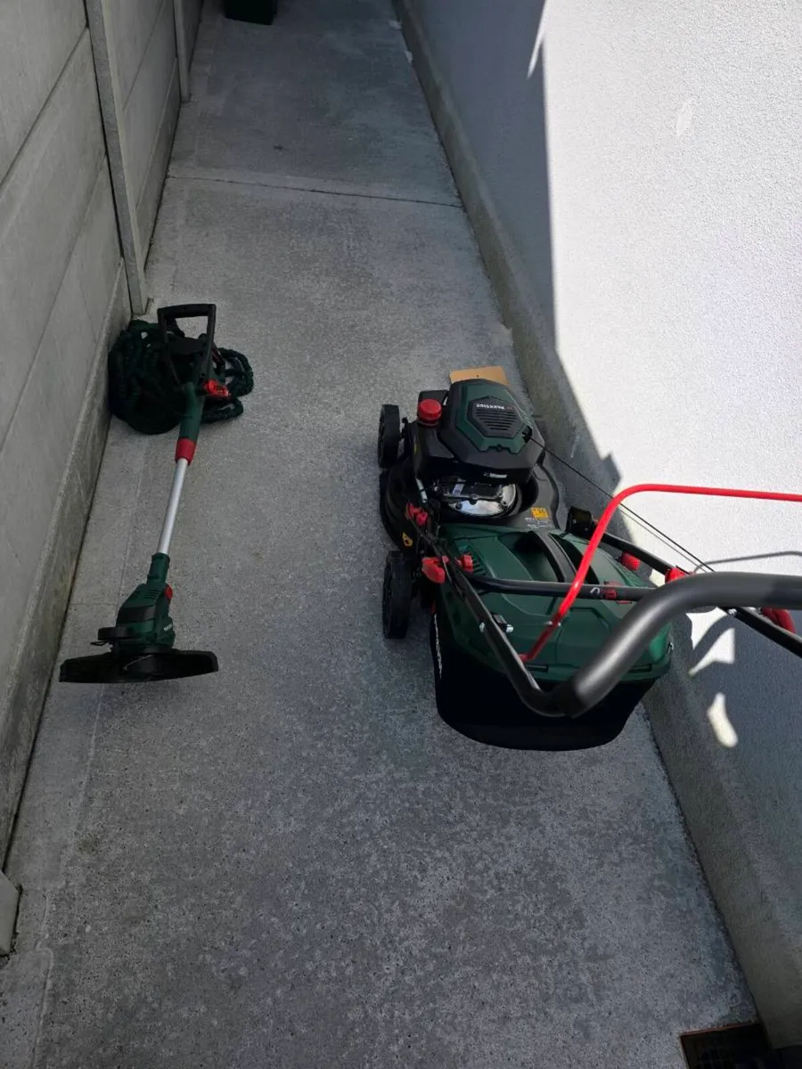 Petrol Lawnmower - Image 3