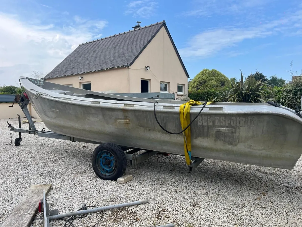 21ft Aluminium boat - Image 4