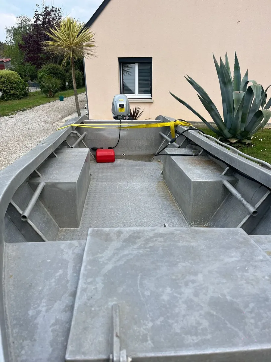 21ft Aluminium boat - Image 1