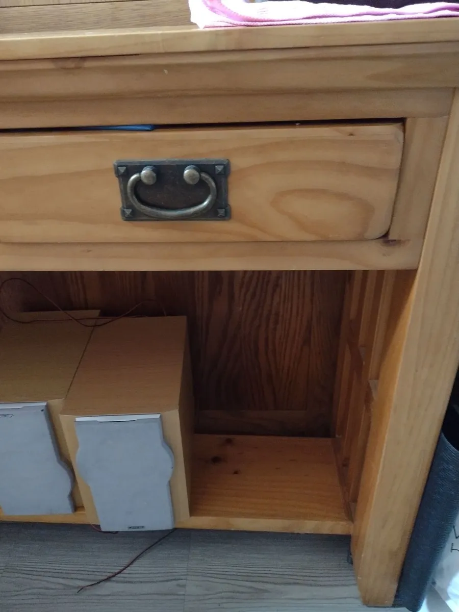 Heavy antique pine Hall table with shelf/drawers - Image 1