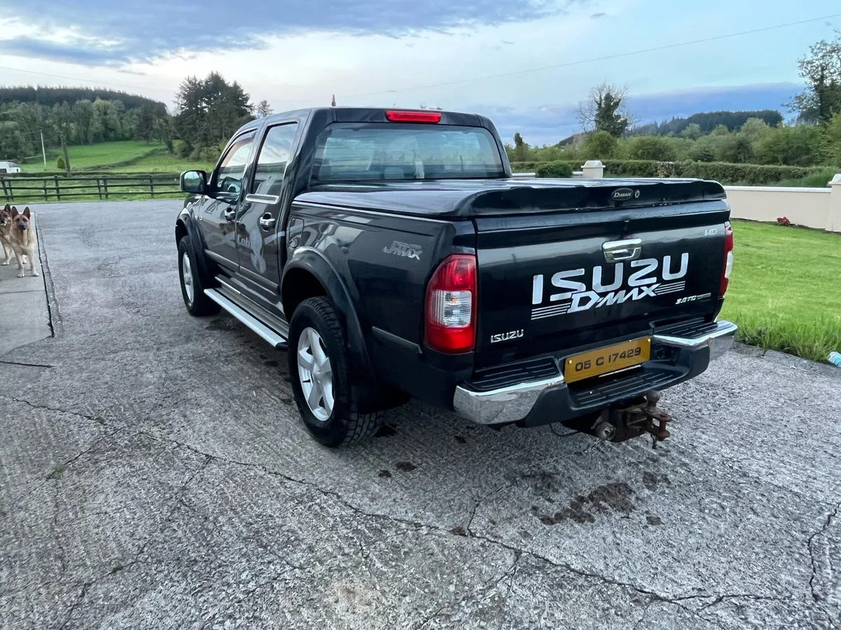 Isuzu D-max - Image 4