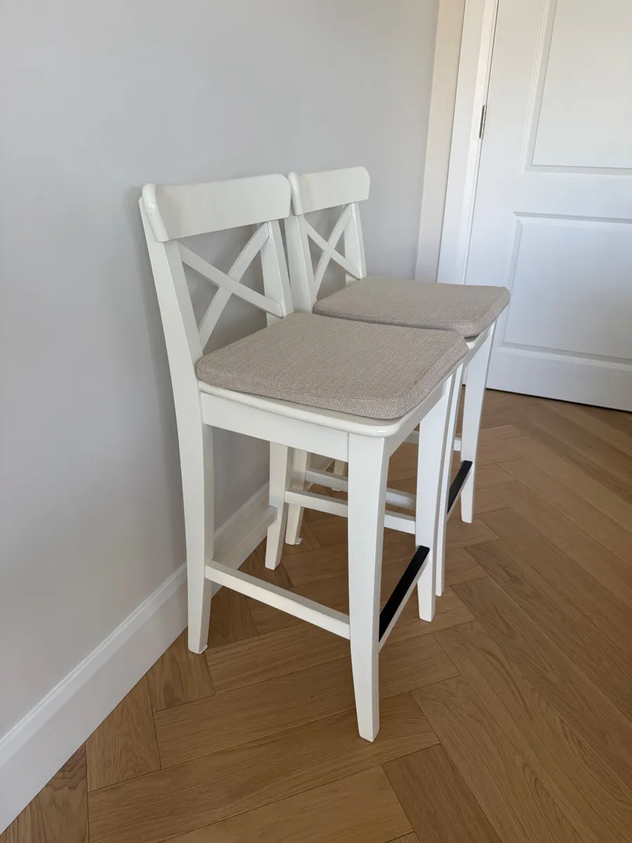 4 x IKEA bar stools for 100 EUR Total Price - Image 2