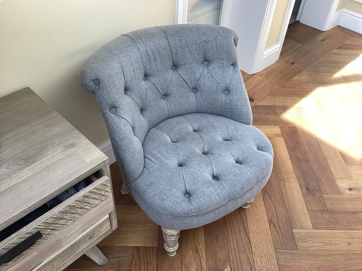 Chair - Image 4