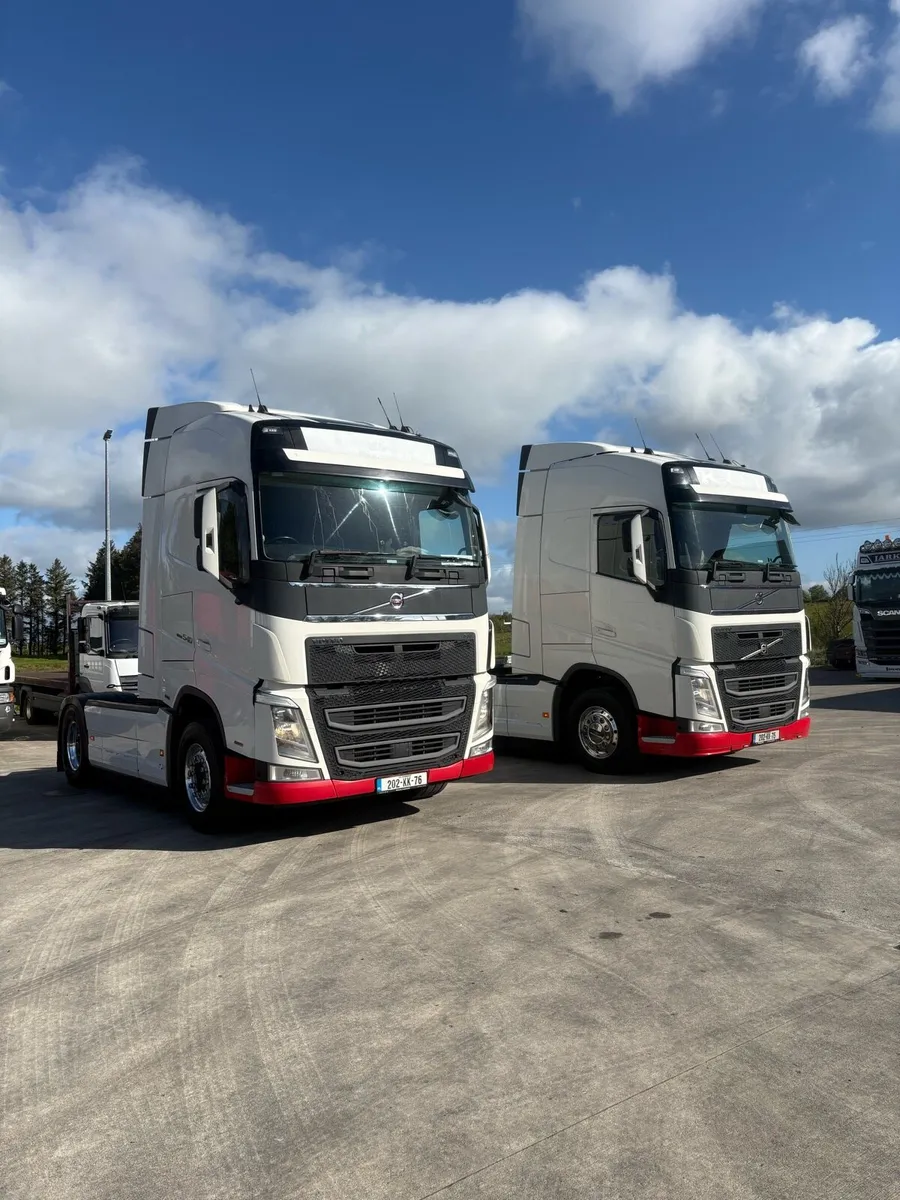 Volvo fh540 4x2 2020 choice x 2 - Image 4
