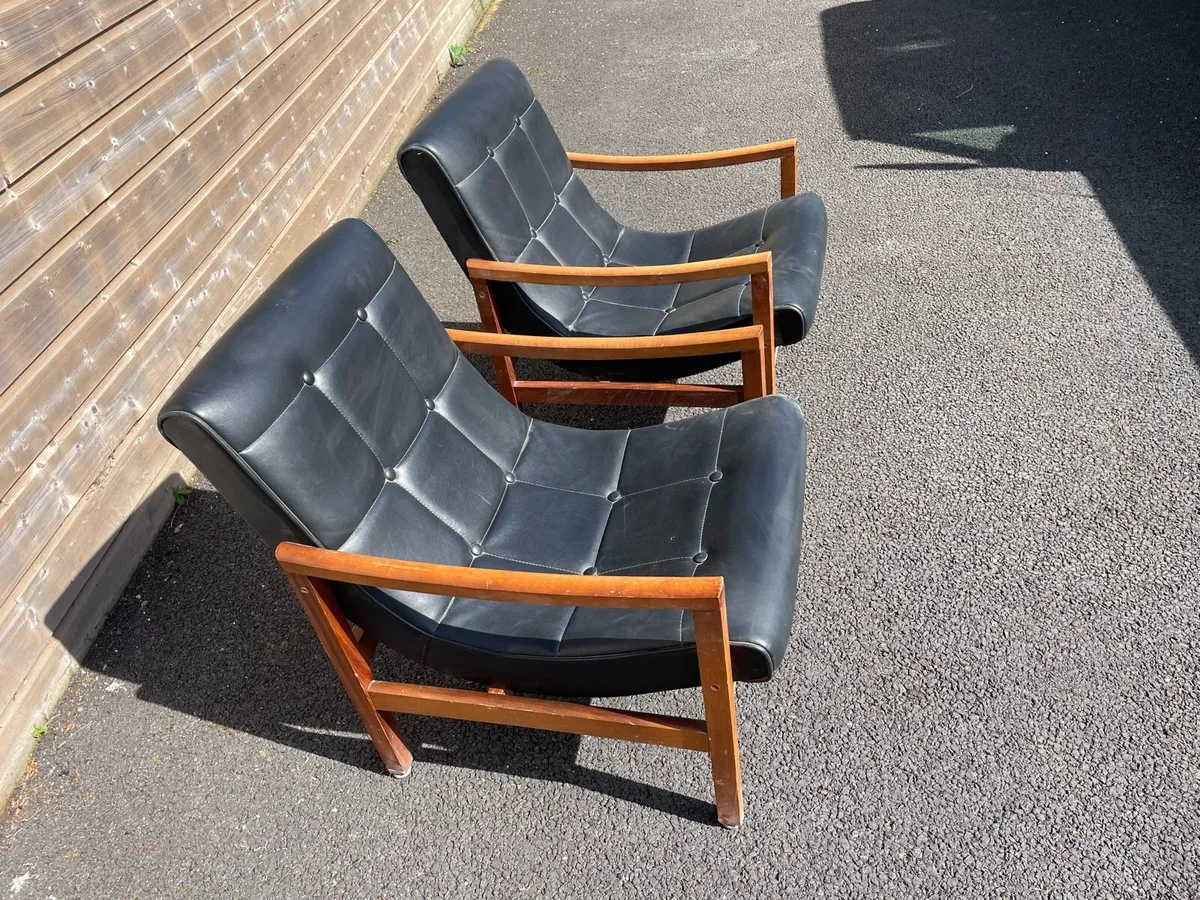Crannac scoop chairs - Image 1