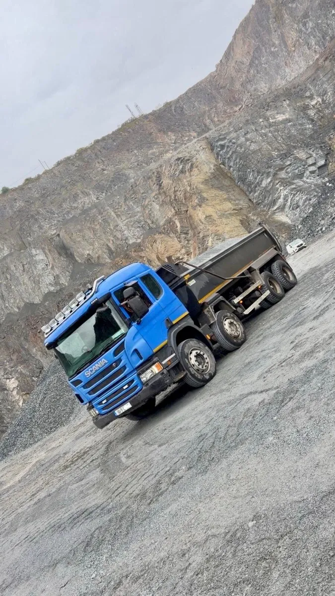 Scania P410 8x4 Tipper - Image 1