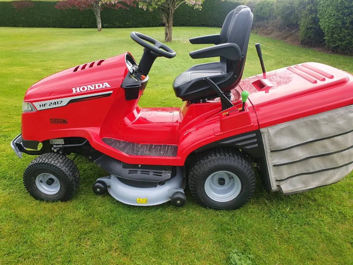 Ride on lawnmower - Image 4