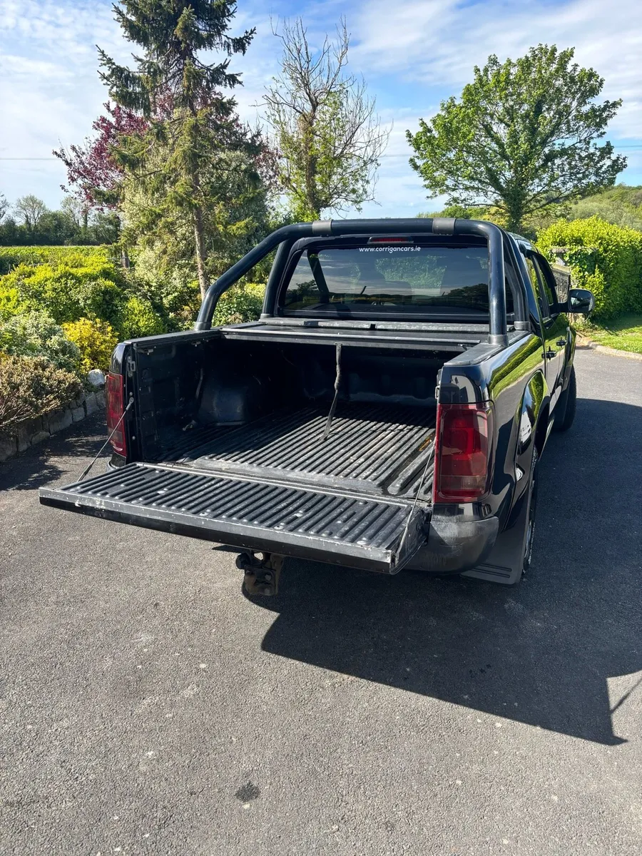 Volkswagen Amarok Black Edition **NO VAT - Image 4