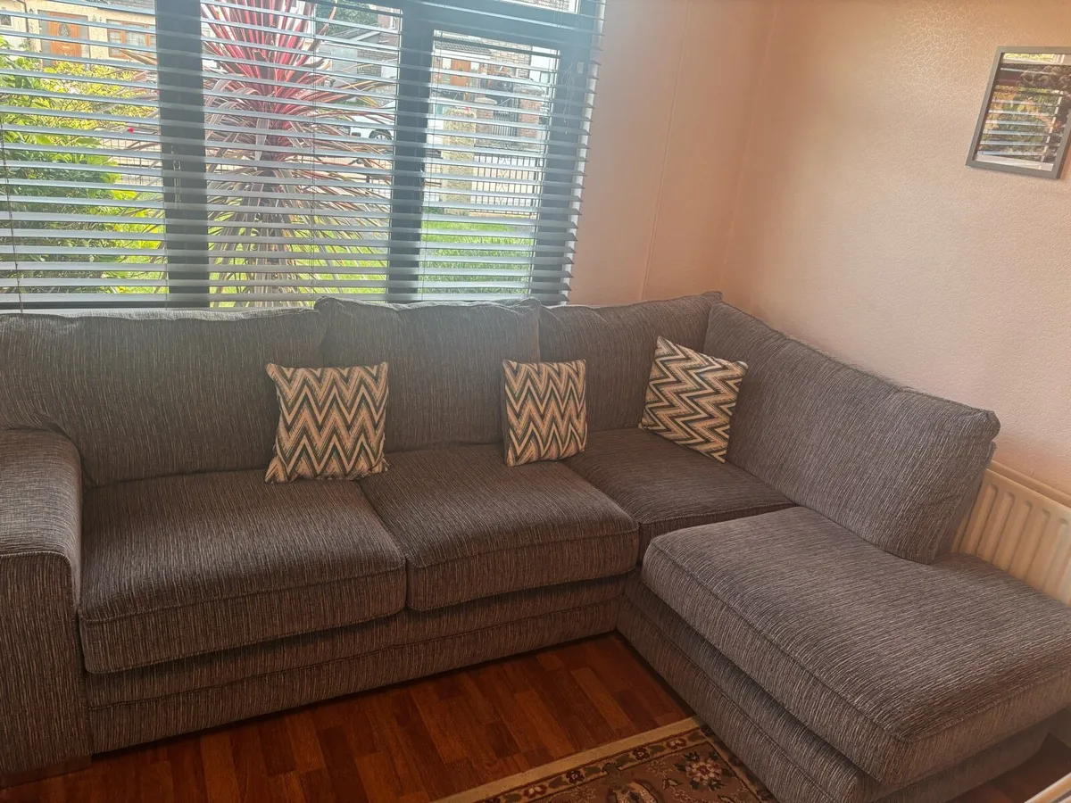 Corner sofa - Image 2