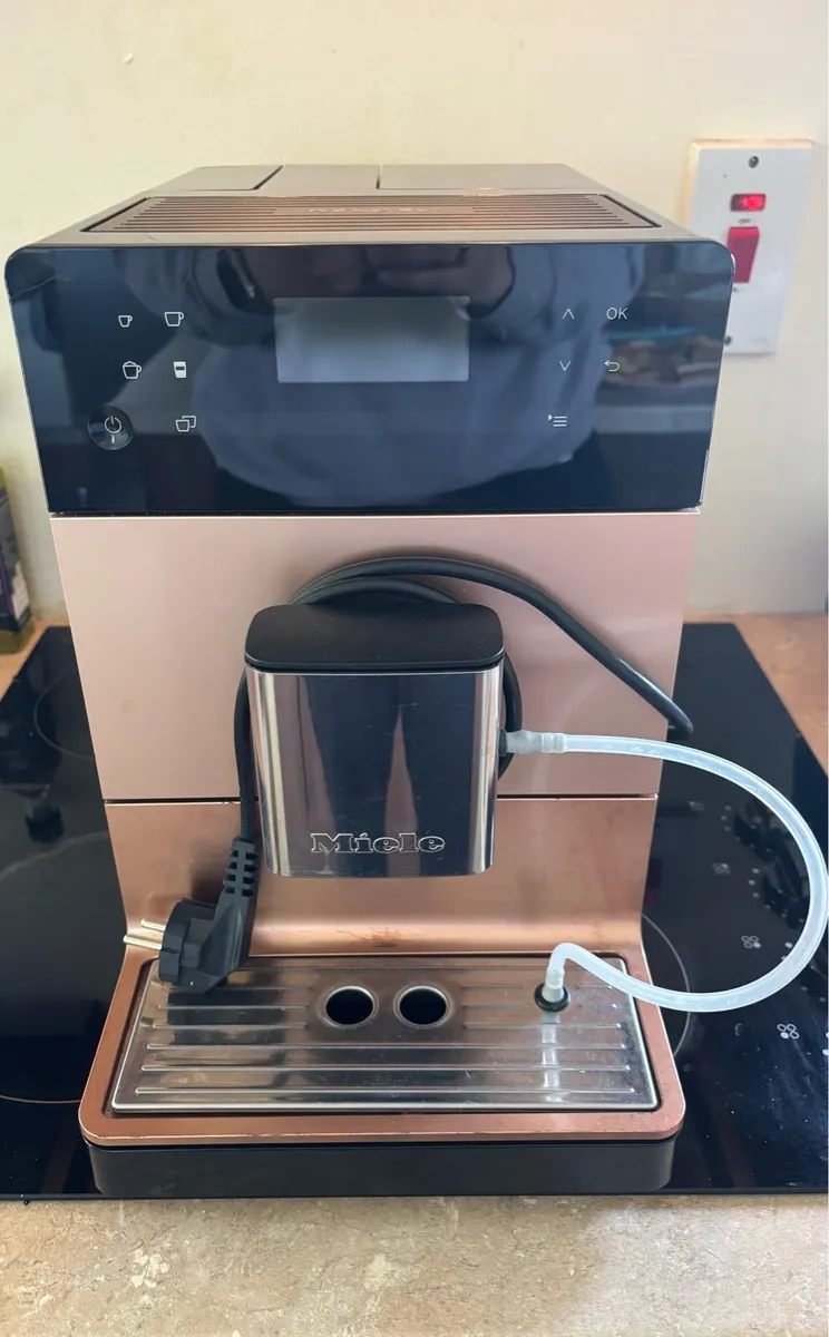 Miele bean to coffee machine - Image 1