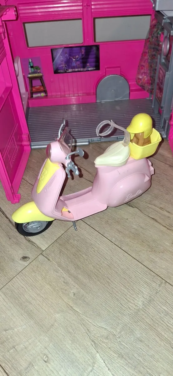 Barbie Camper Van - Image 3