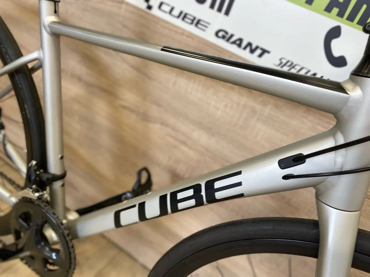 Cube attain (like new) - Image 3