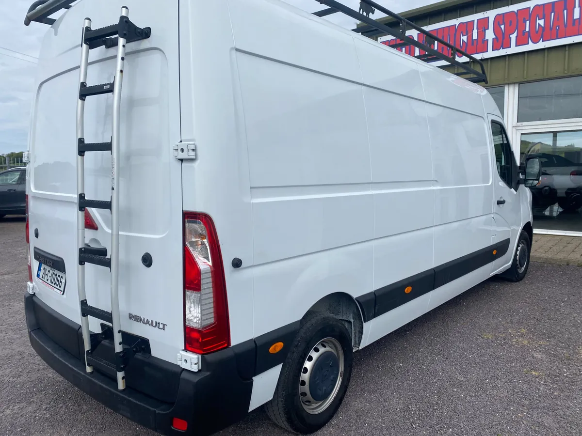 2021 Renault Master FWD LM35 DCI 135 BUSINE - Image 4