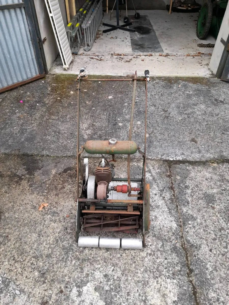 Vintage Mower - Image 2