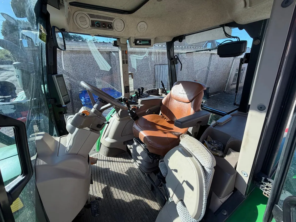 John Deere 5125r - Image 4