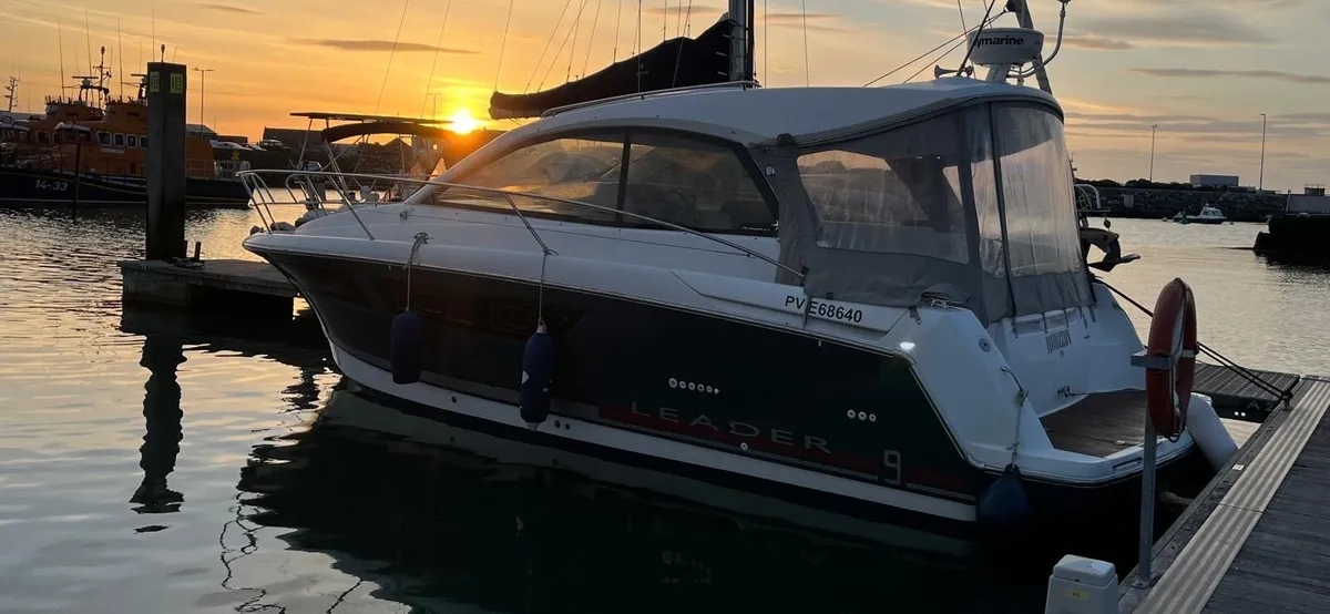 Jeanneau Leader 9 2012 | 2x Volvo D3 200hp - Image 2